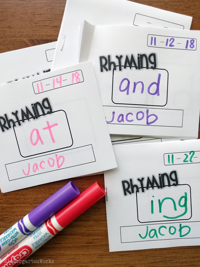 Mini booklets to teach word families and how to blend onset and rime for and, at, it, is, ing