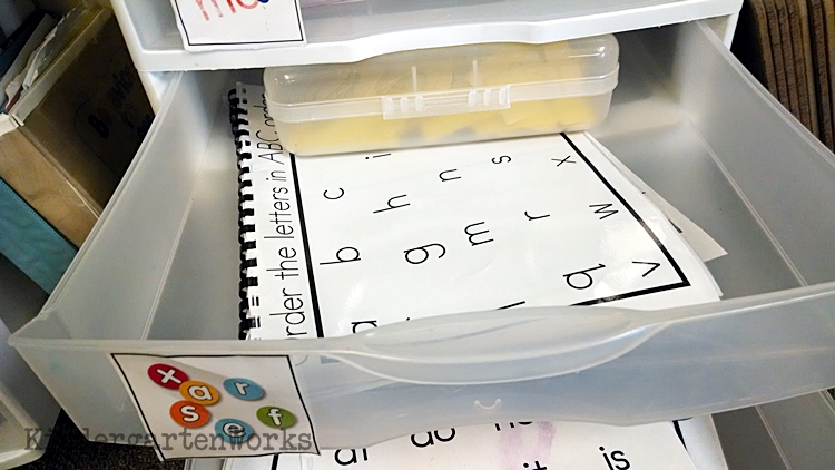 How to Organize Centers in Kindergarten the Easy Way - use drawers with picture labels