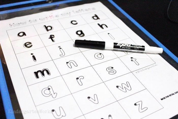 Teach handwriting of lowercase letters in kindergarten